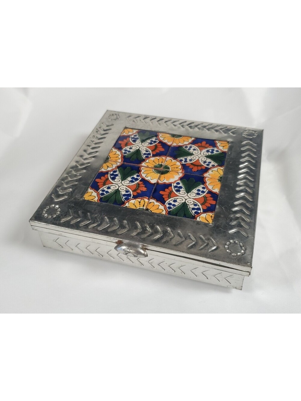 Mexican Handmade Rustic Talavera Tile In Tin Jewelry Box 6" x 6" x 1.5" NEW